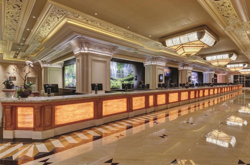 Mandalay Bay Resort And Casino By Suiteness Las Vegas Exterior foto